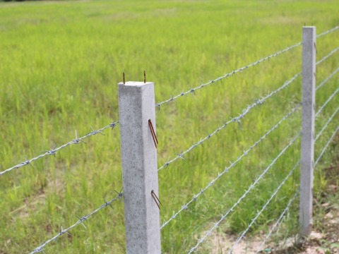 ผู้ผลิตขายส่งรั้วคอนกรีตสำเร็จรูป